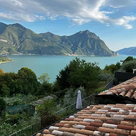 בית נופש Iseo Con Vista E Piscina קוסטה וולפינו