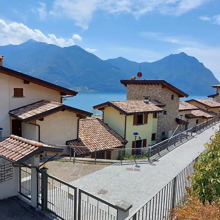 בית נופש Iseo Con Vista E Piscina *