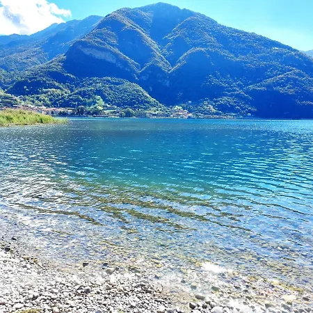 Holiday home Iseo Con Vista E Piscina