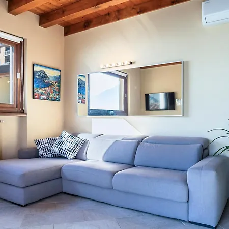 Holiday home Iseo Con Vista E Piscina Costa Volpino